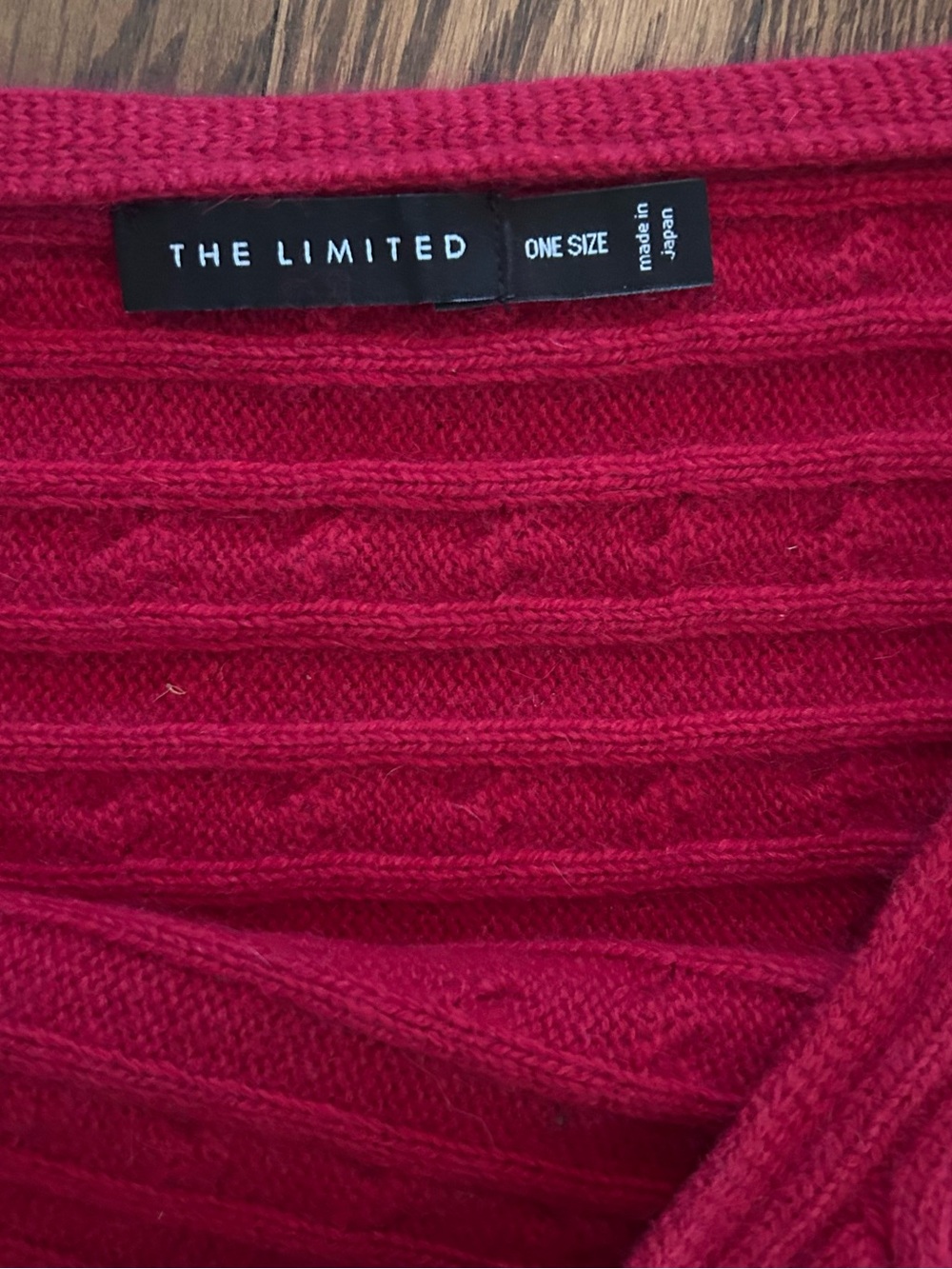 Women’s The Limited Red Cable Knit Wool Blend Poncho - Picture 2 of 4